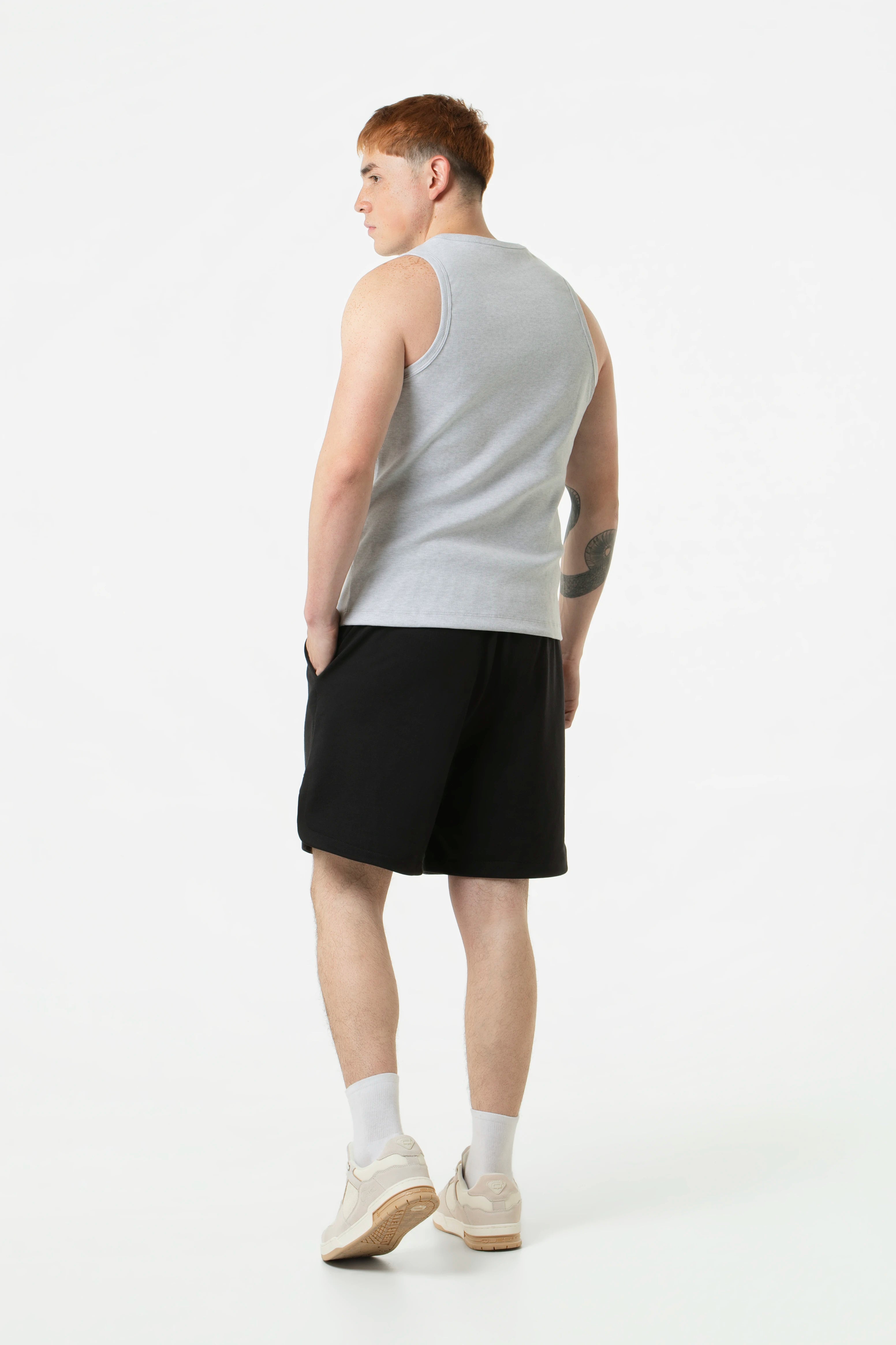 BERMUDA JOGG COLOR NEGRO