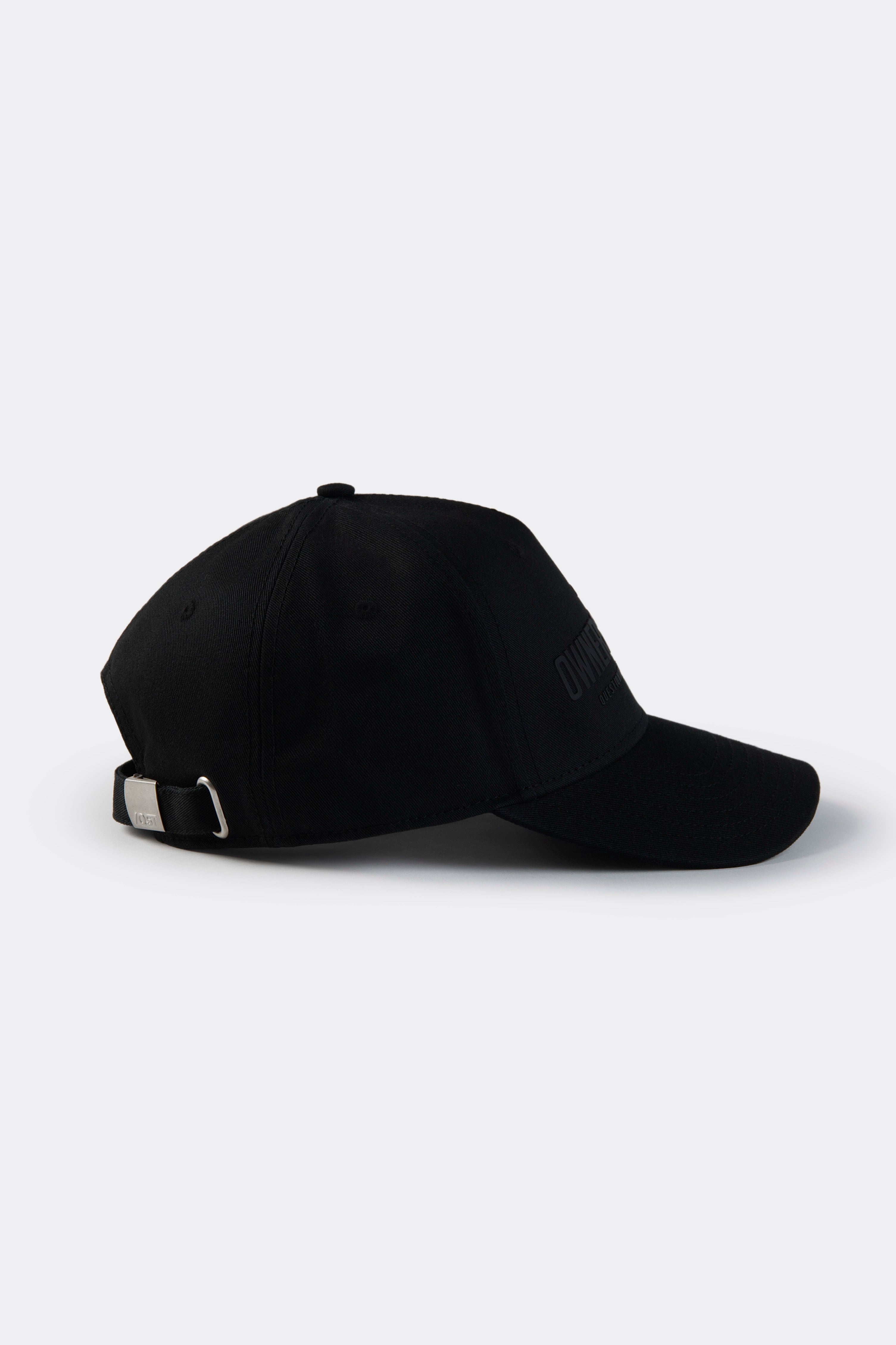 GORRA BEISBOLERA COLOR NEGRO