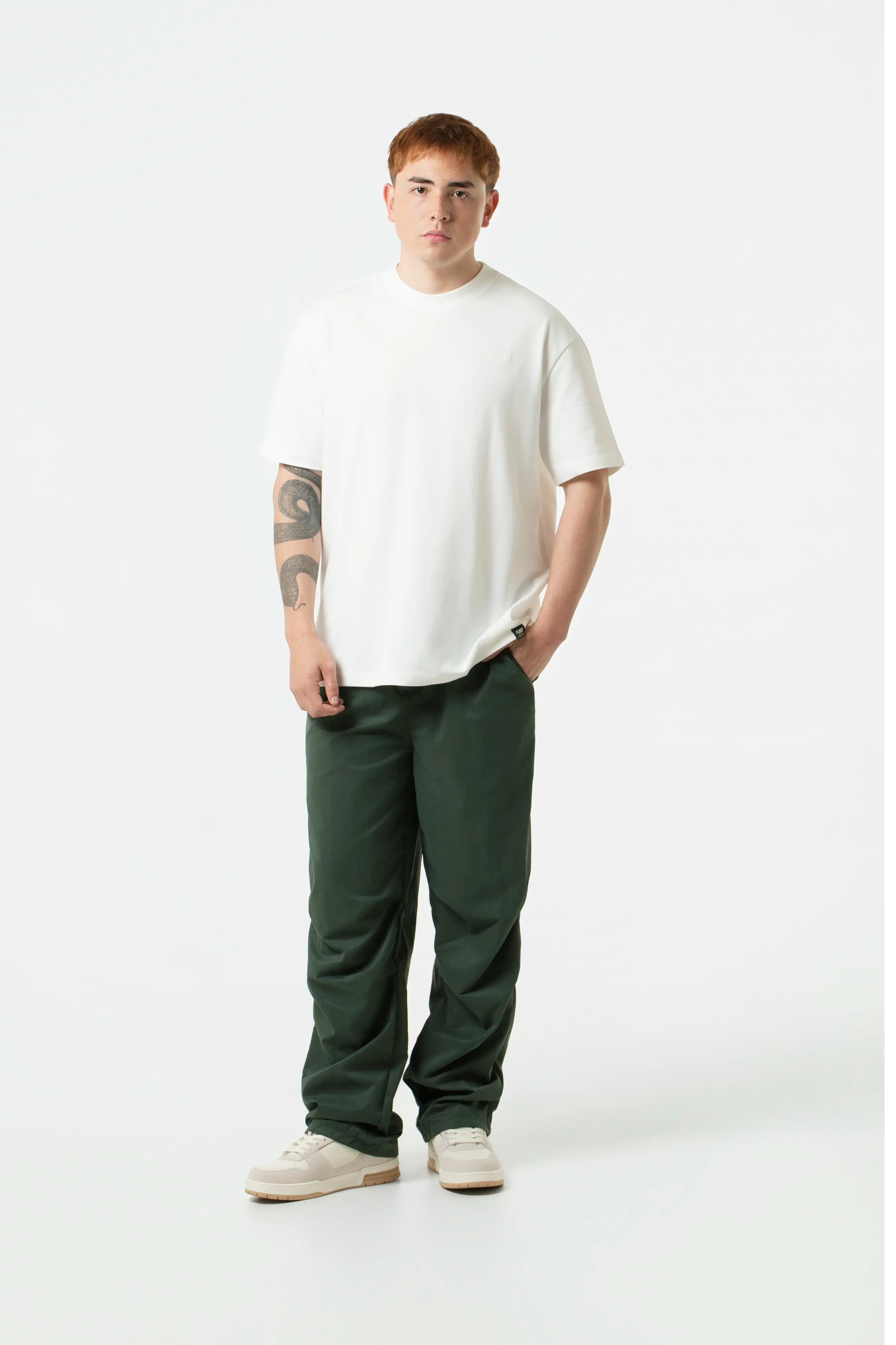 PANTALON JOGG COLOR VERDE MILITAR