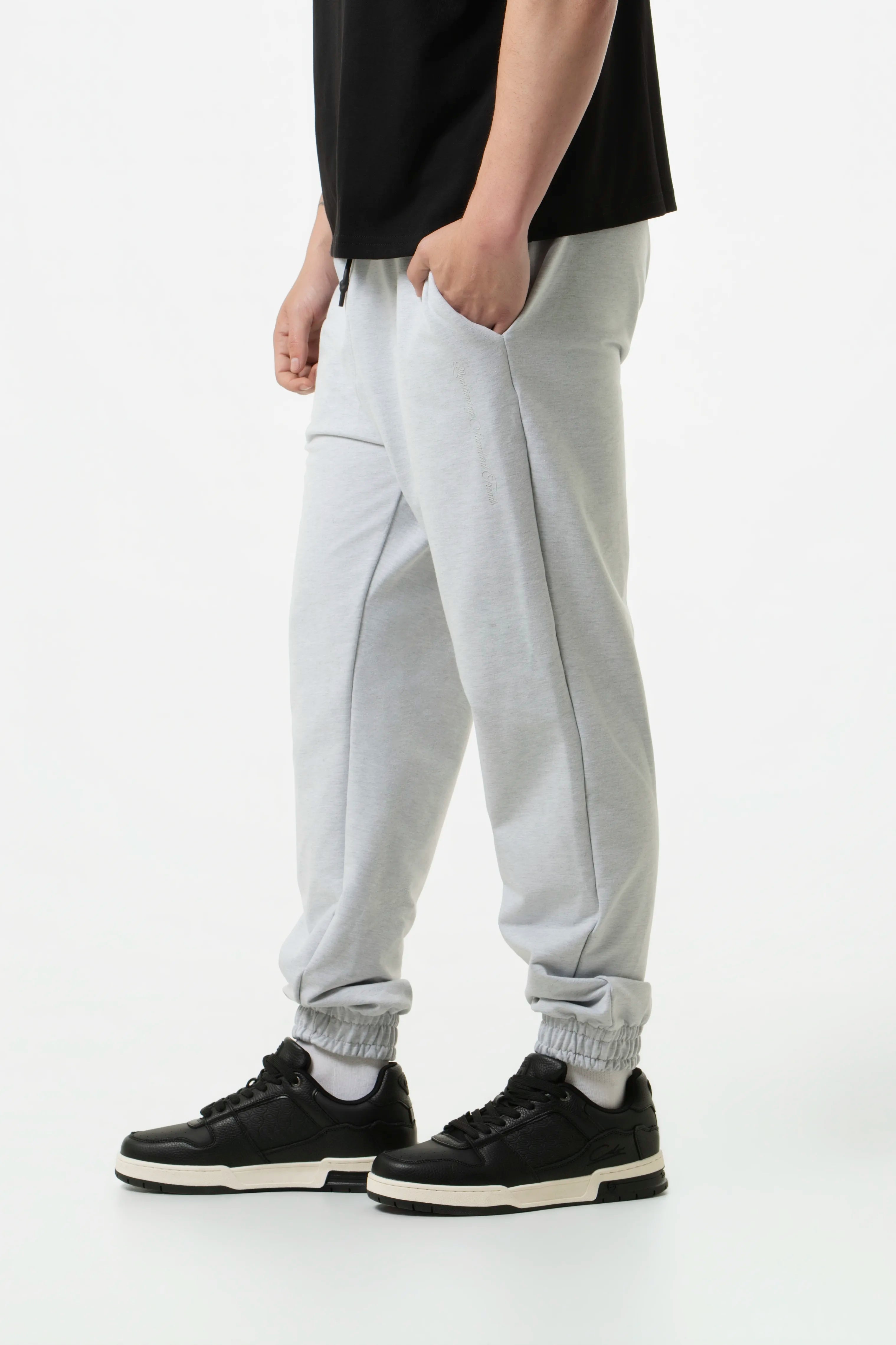 PANTALON JOGG COLOR GRIS JASPE CLARO