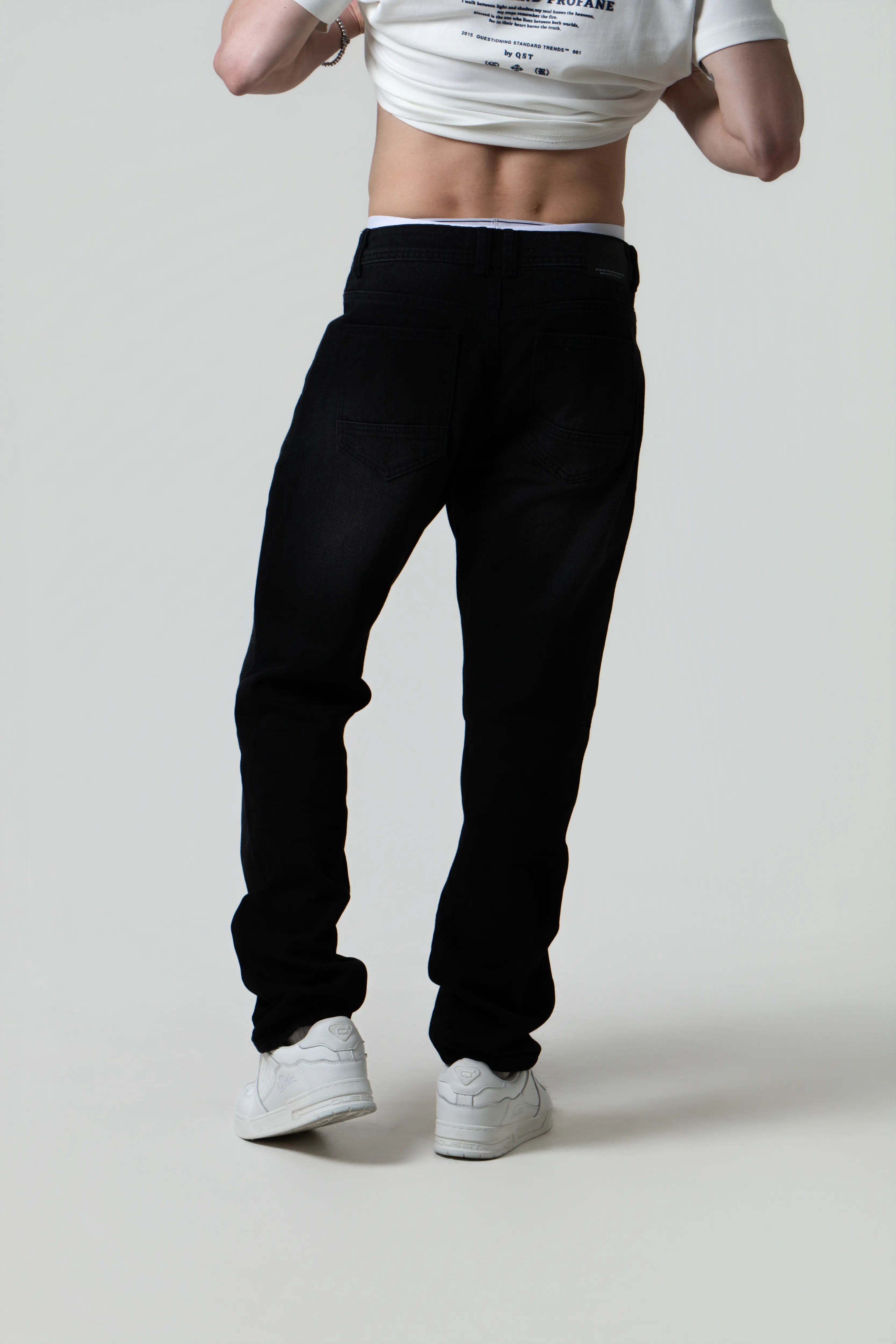 JEAN 5 BOLSILLOS COLOR NEGRO