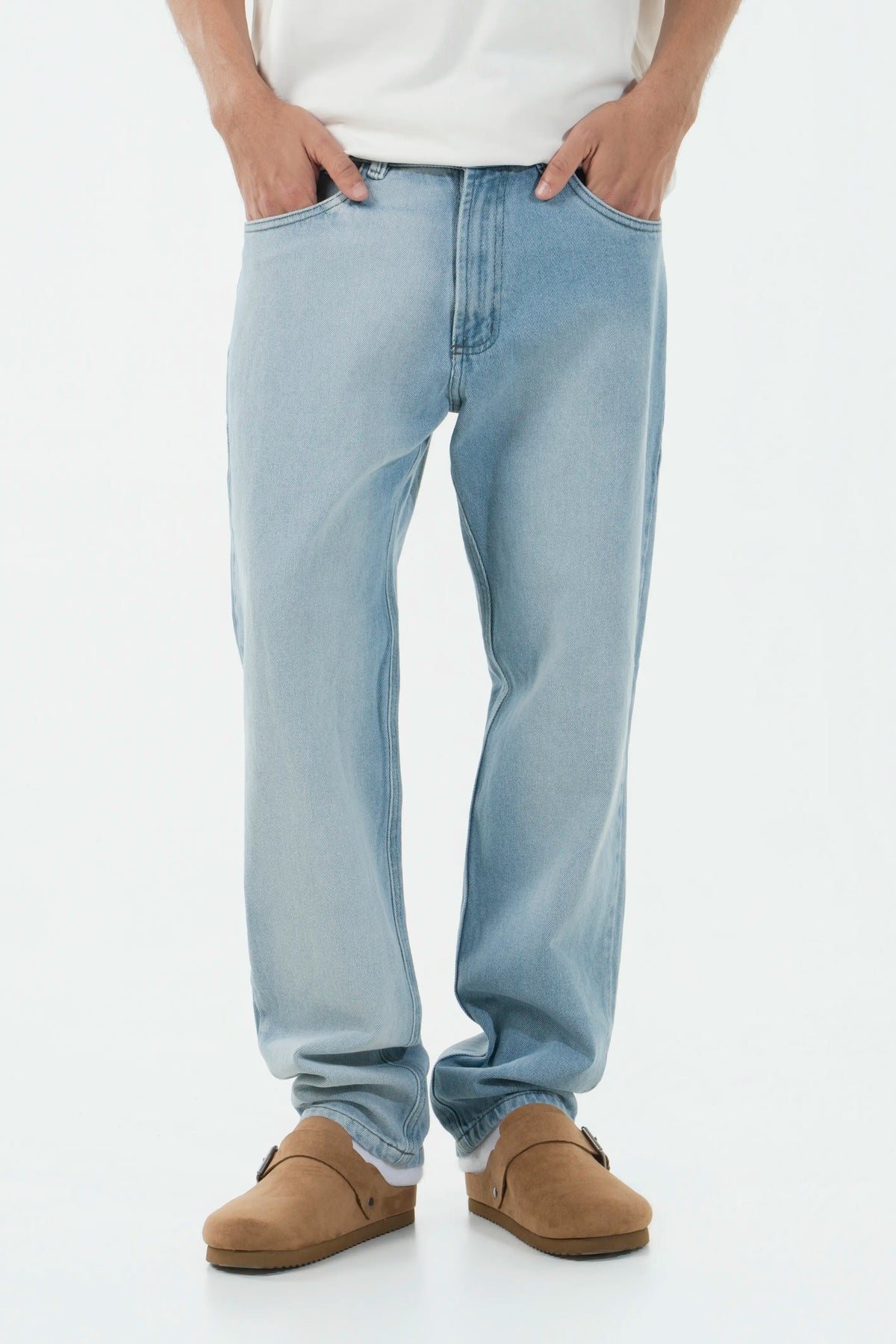 JEAN 5 BOLSILLOS COLOR AZUL CLARO