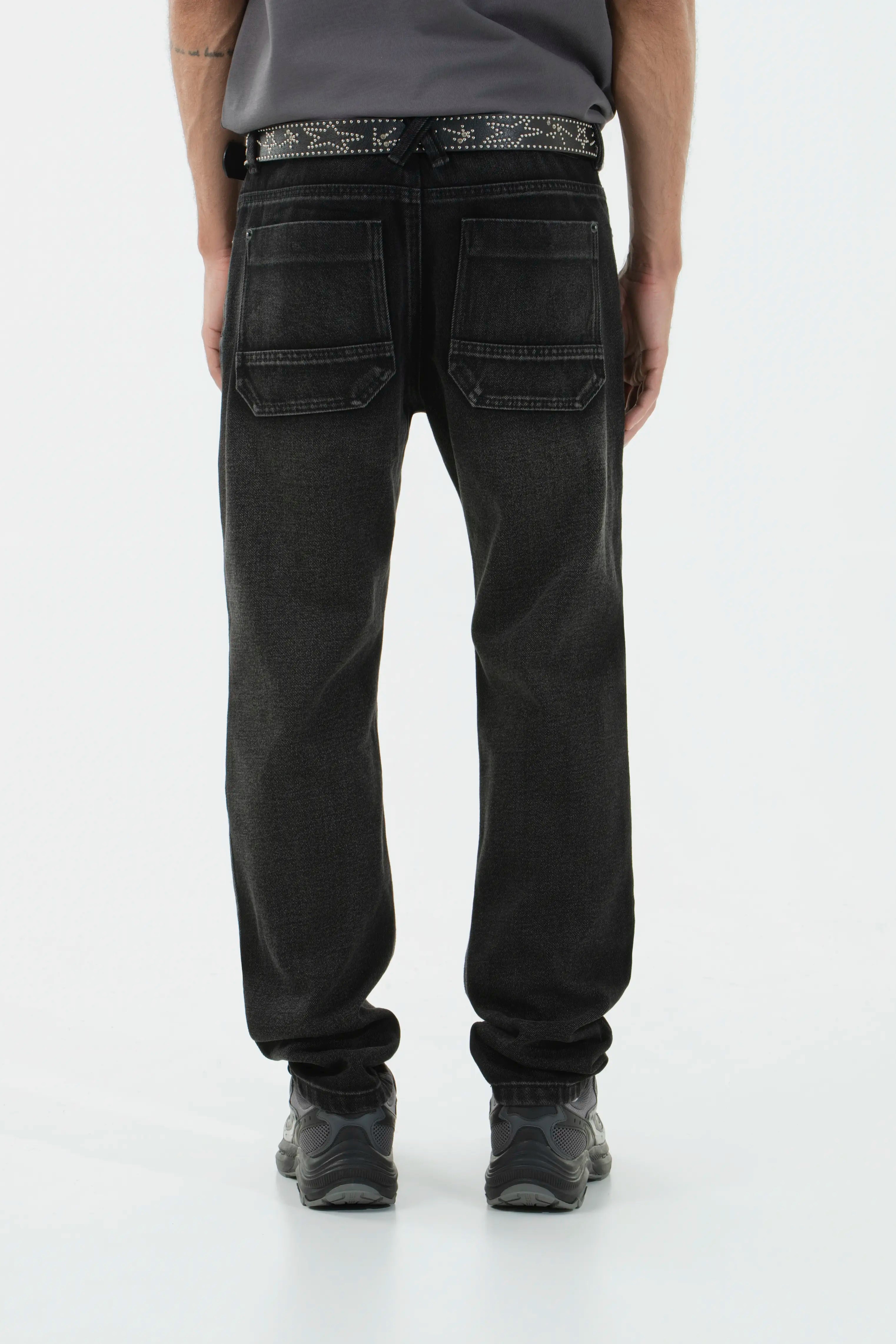 JEAN 5 BOLSILLOS COLOR NEGRO