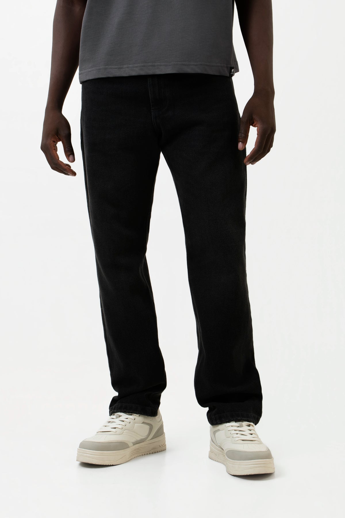 JEAN 5 BOLSILLOS COLOR GRIS OSCURO