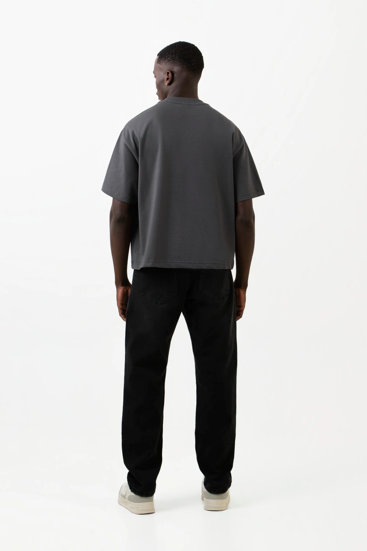 JEAN 5 BOLSILLOS COLOR GRIS OSCURO