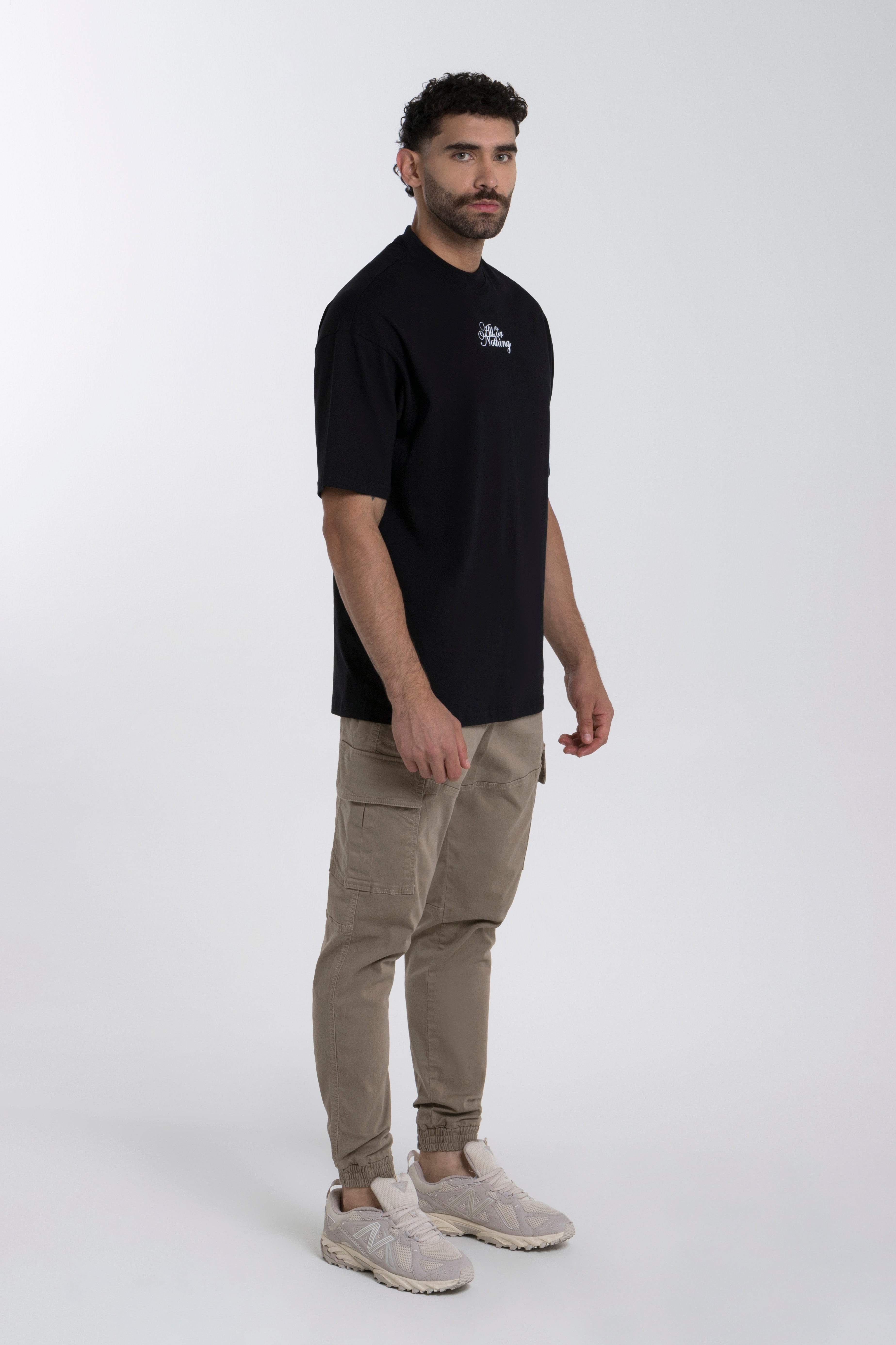 CAMISETA OVERSIZE COLOR NEGRO - QST