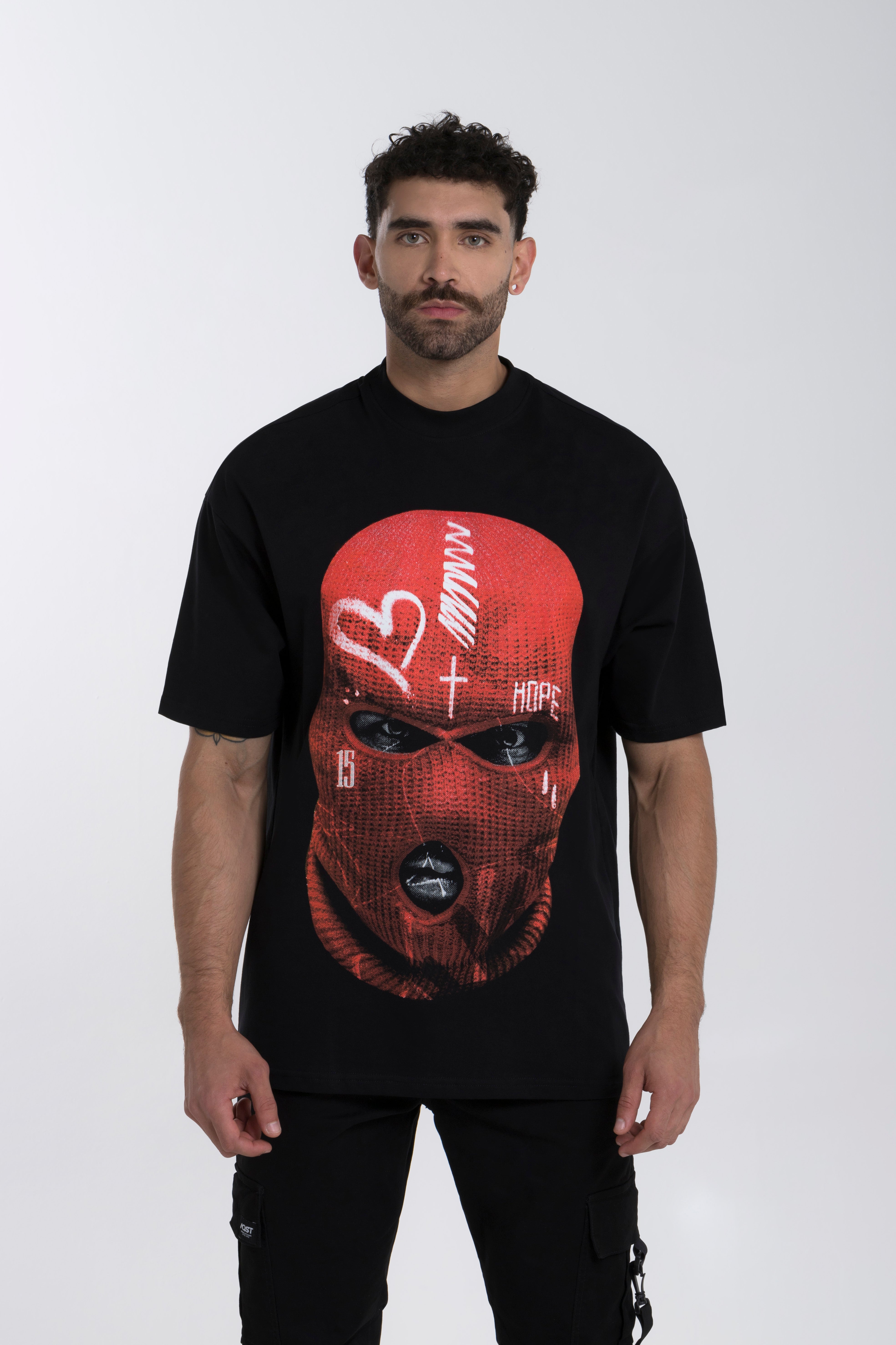CAMISETA OVERSIZE COLOR NEGRO - QST