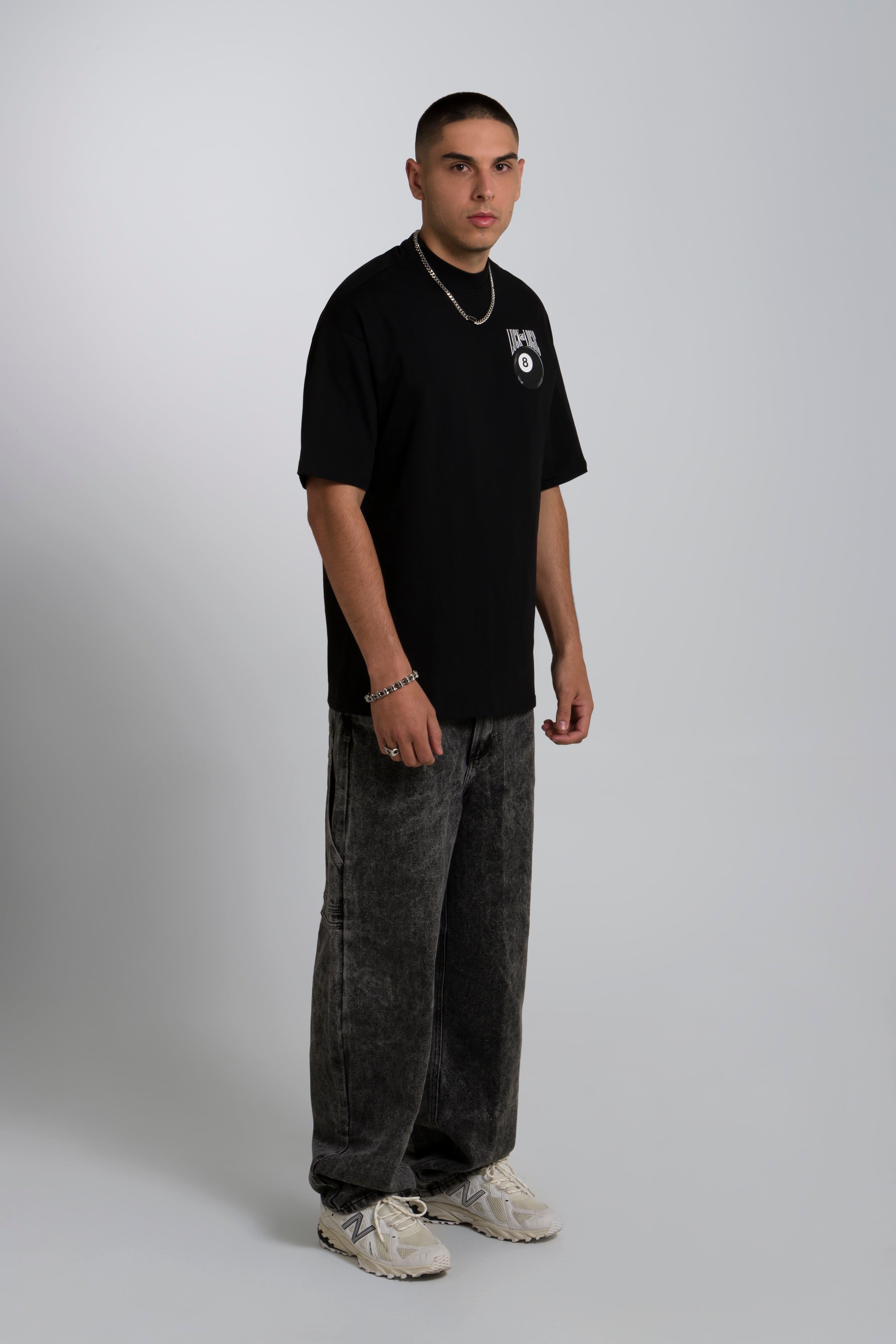 CAMISETA OVERSIZE COLOR NEGRO - QST