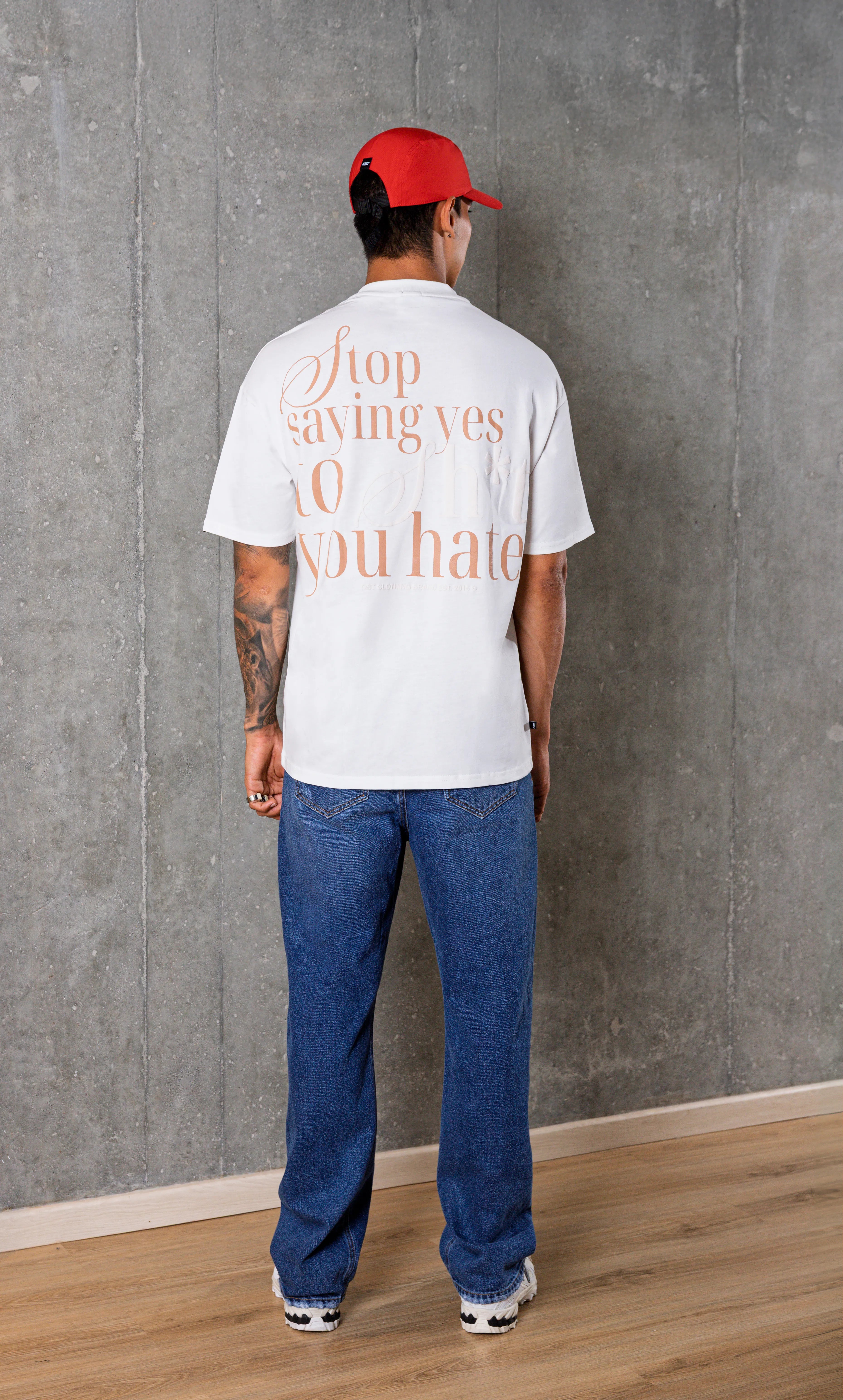 CAMISETA OVERSIZE BPT MANGA CORTA ESTAMPADA STOP
