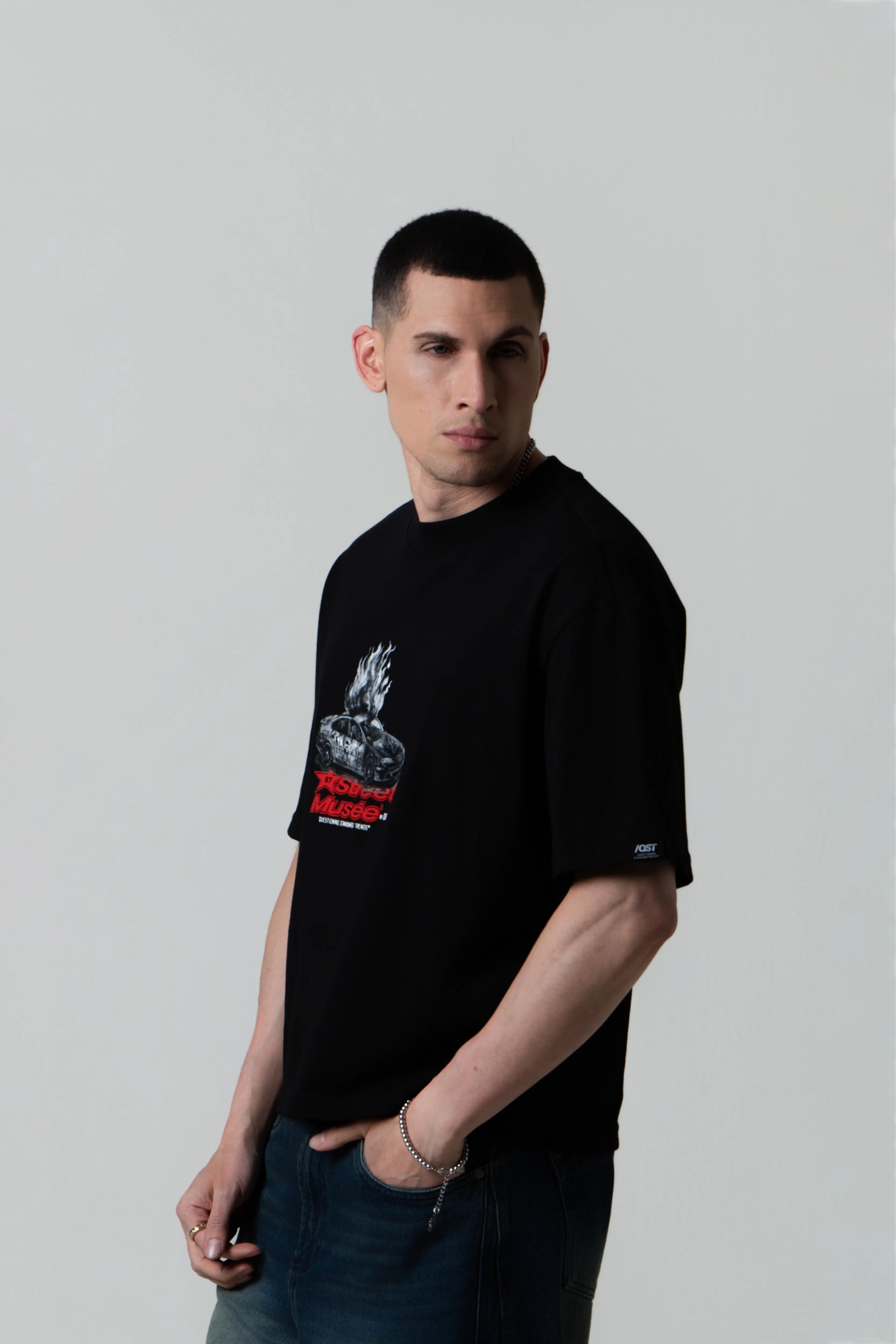 CAMISETA MANGA CORTA COLOR NEGRO