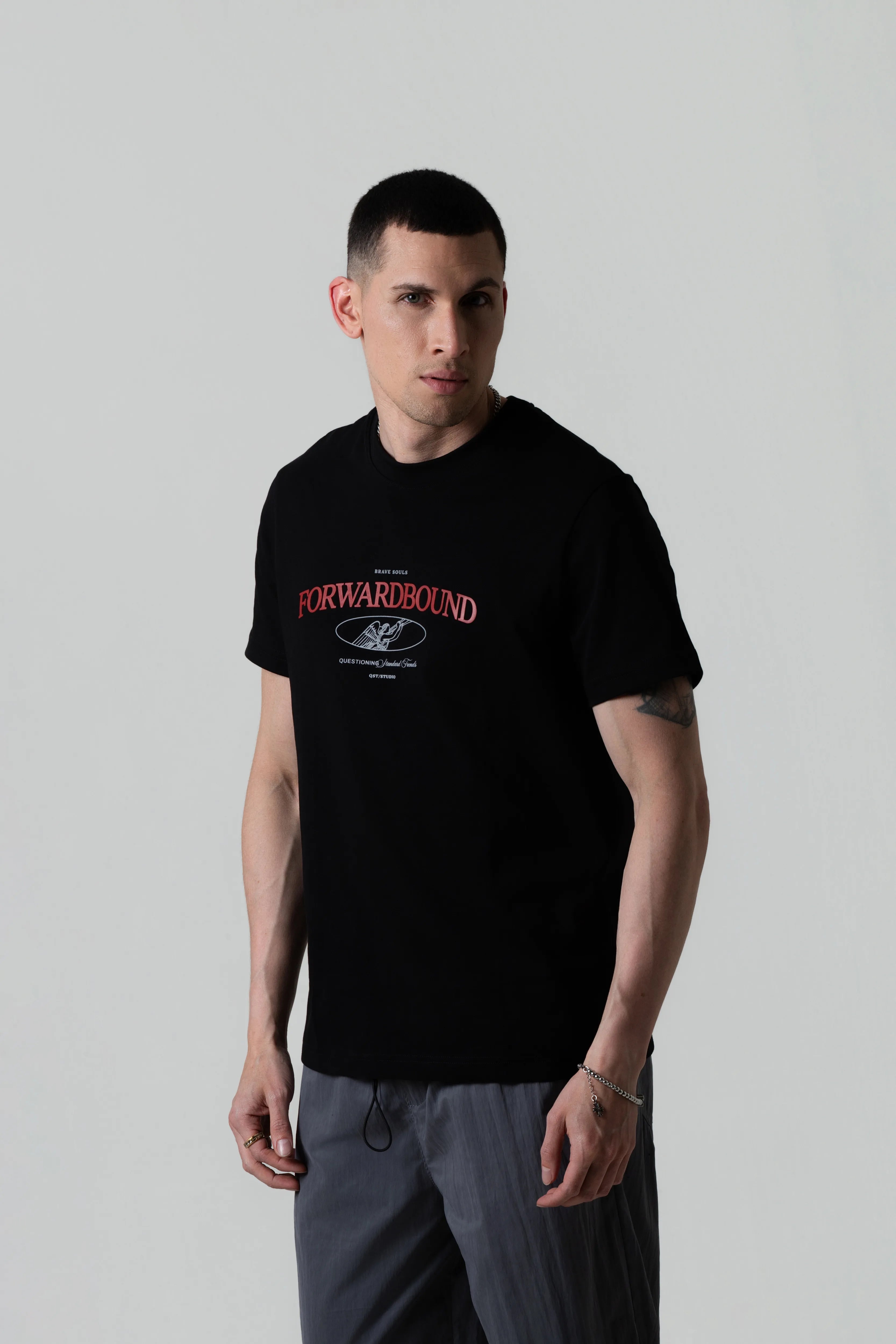 CAMISETA MANGA CORTA COLOR NEGRO