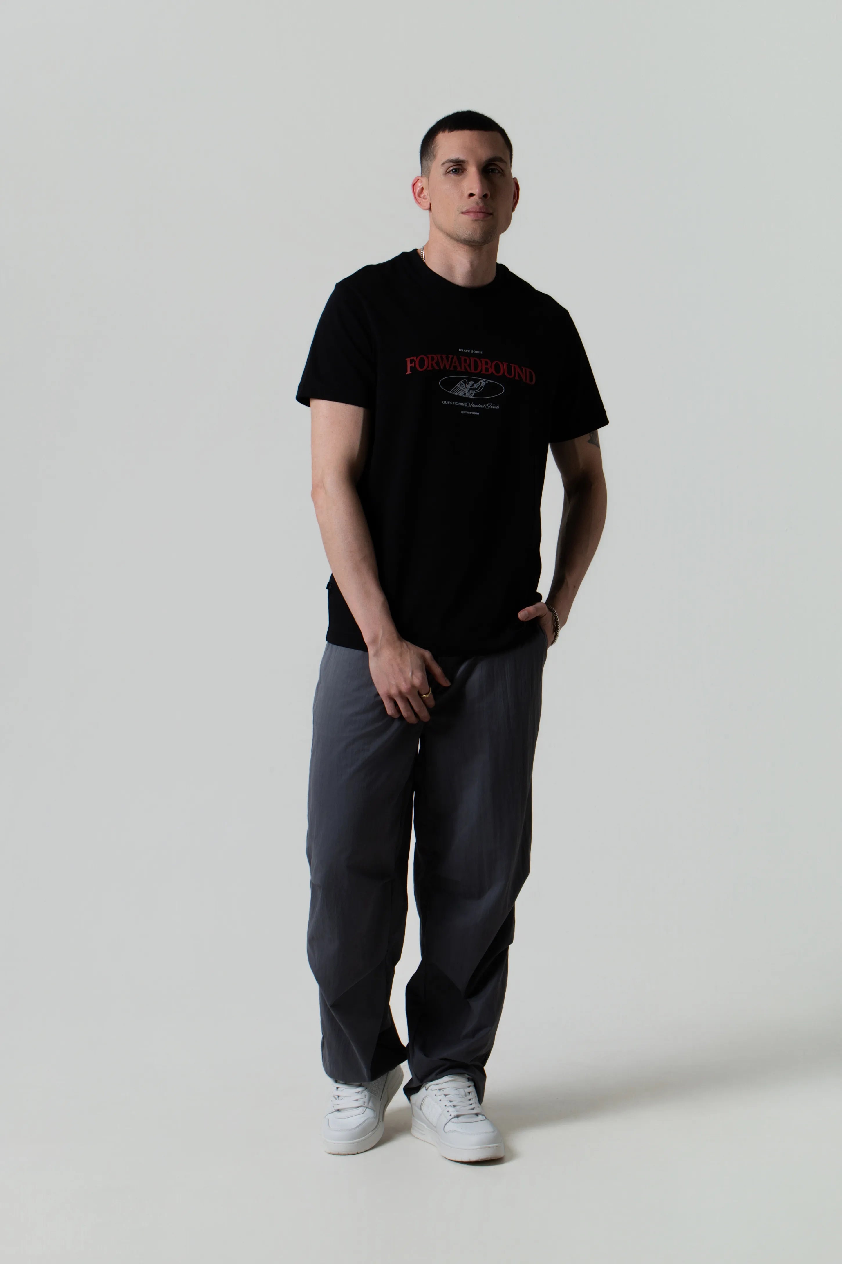 CAMISETA MANGA CORTA COLOR NEGRO