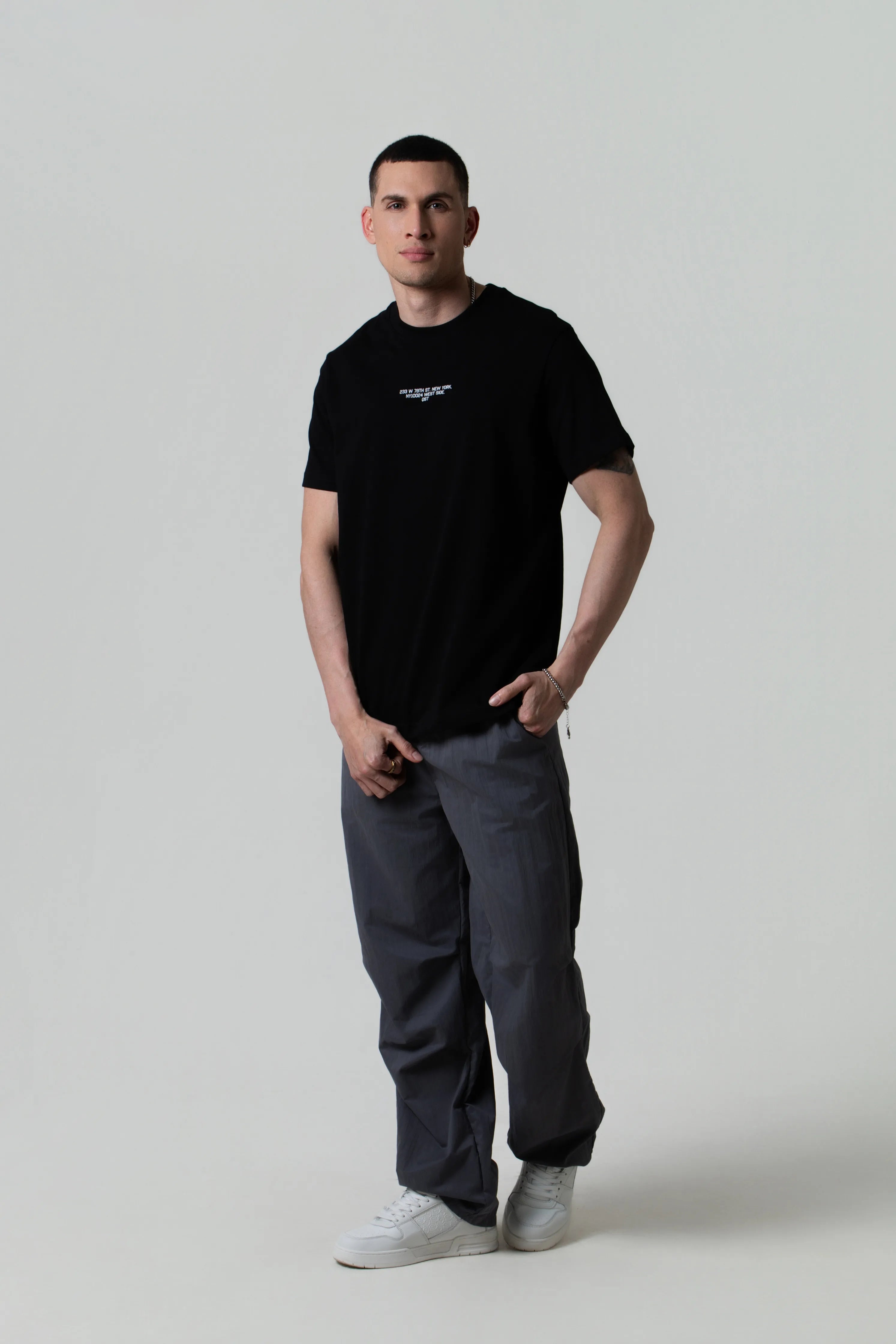 CAMISETA MANGA CORTA COLOR NEGRO