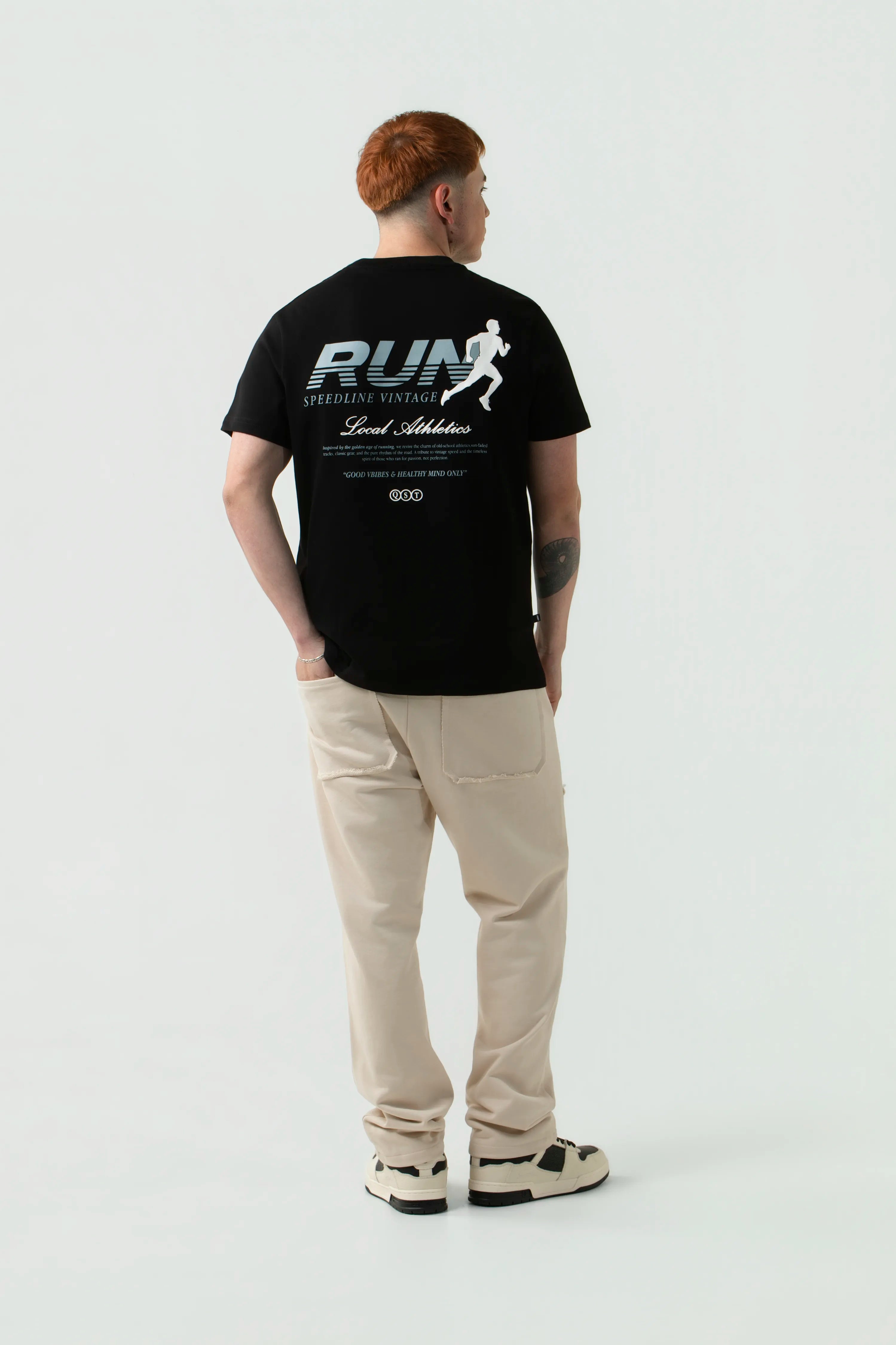 CAMISETA MANGA CORTA COLOR NEGRO