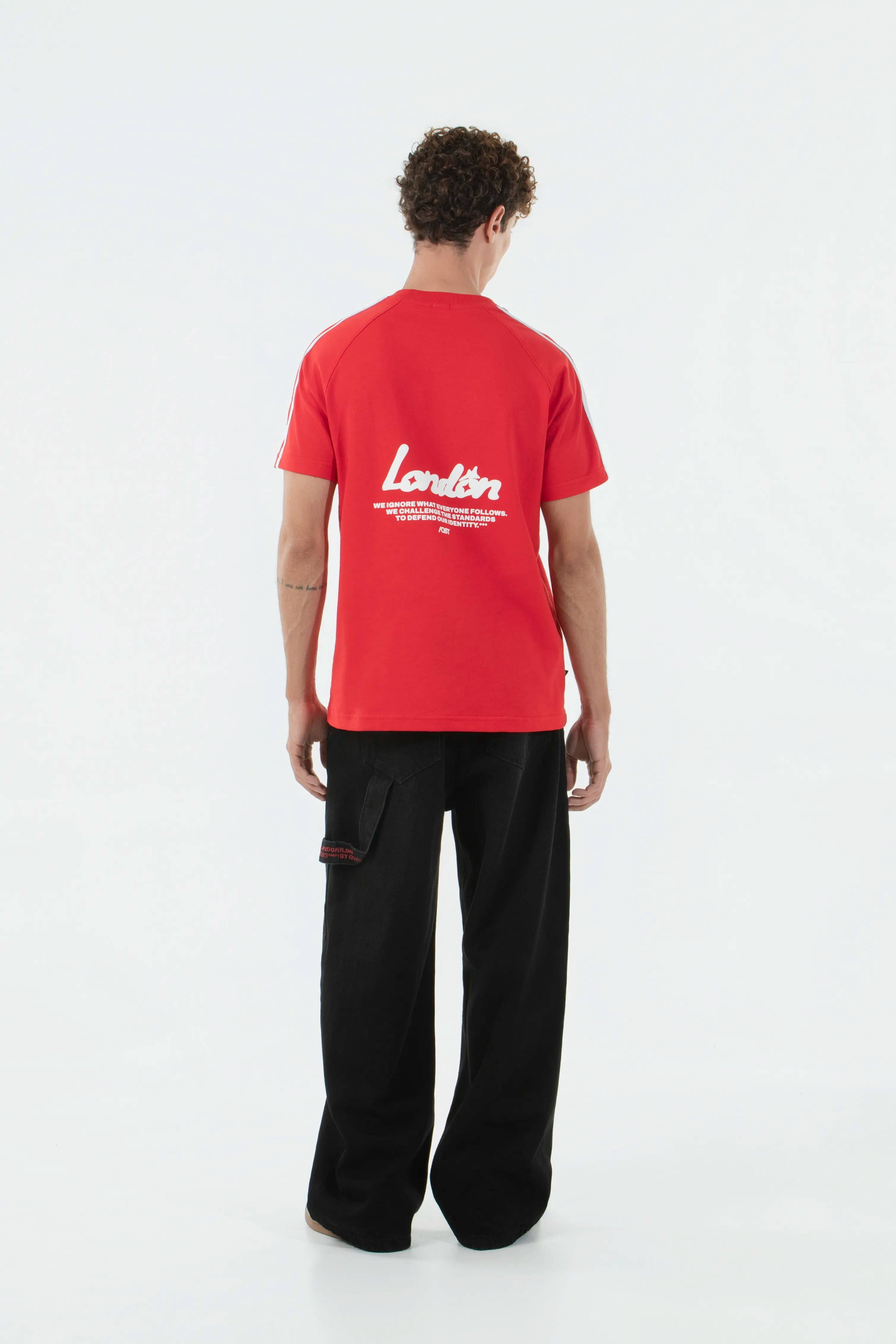 CAMISETA MANGA CORTA COLOR ROJO INTENSO