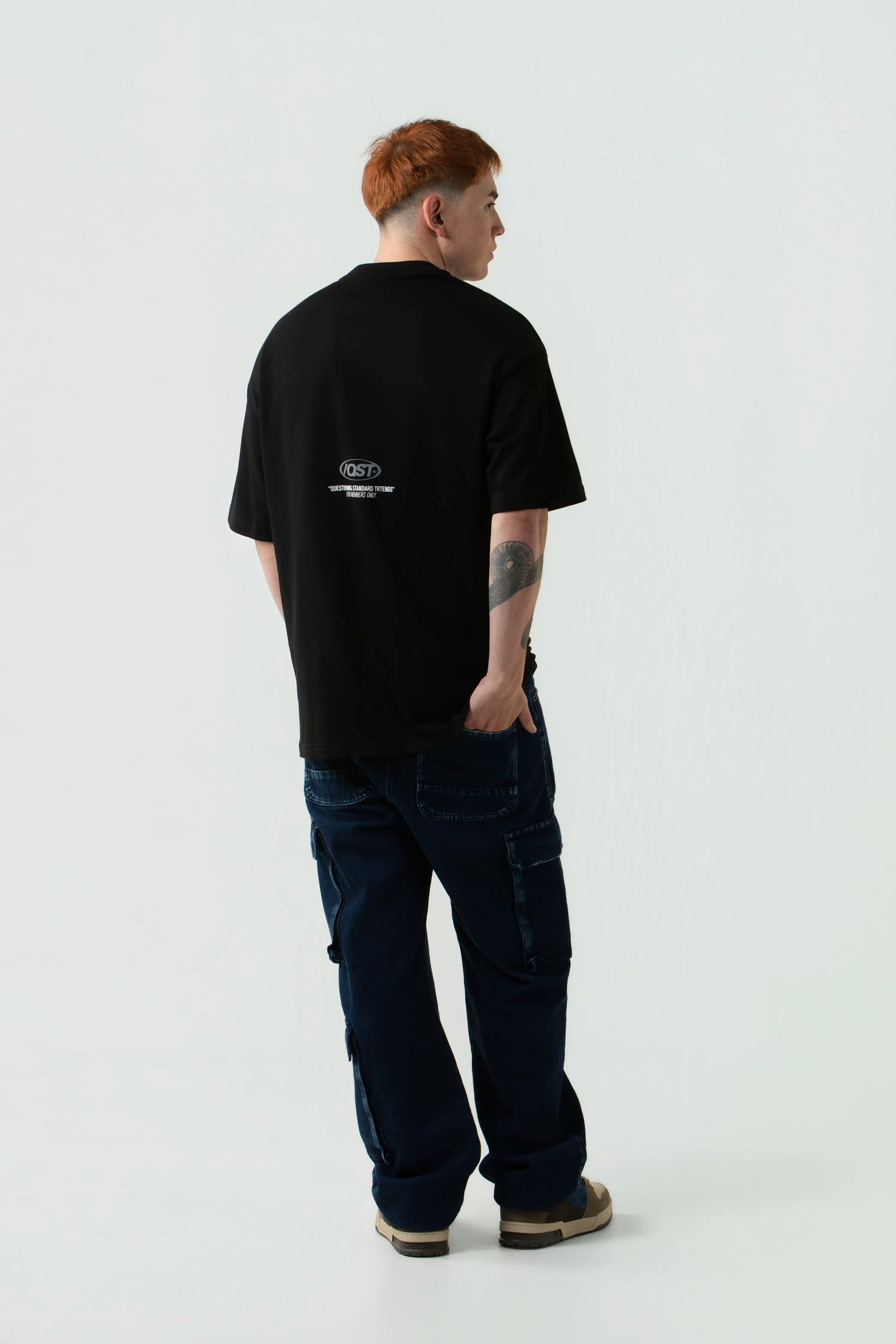 CAMISETA MANGA CORTA COLOR NEGRO