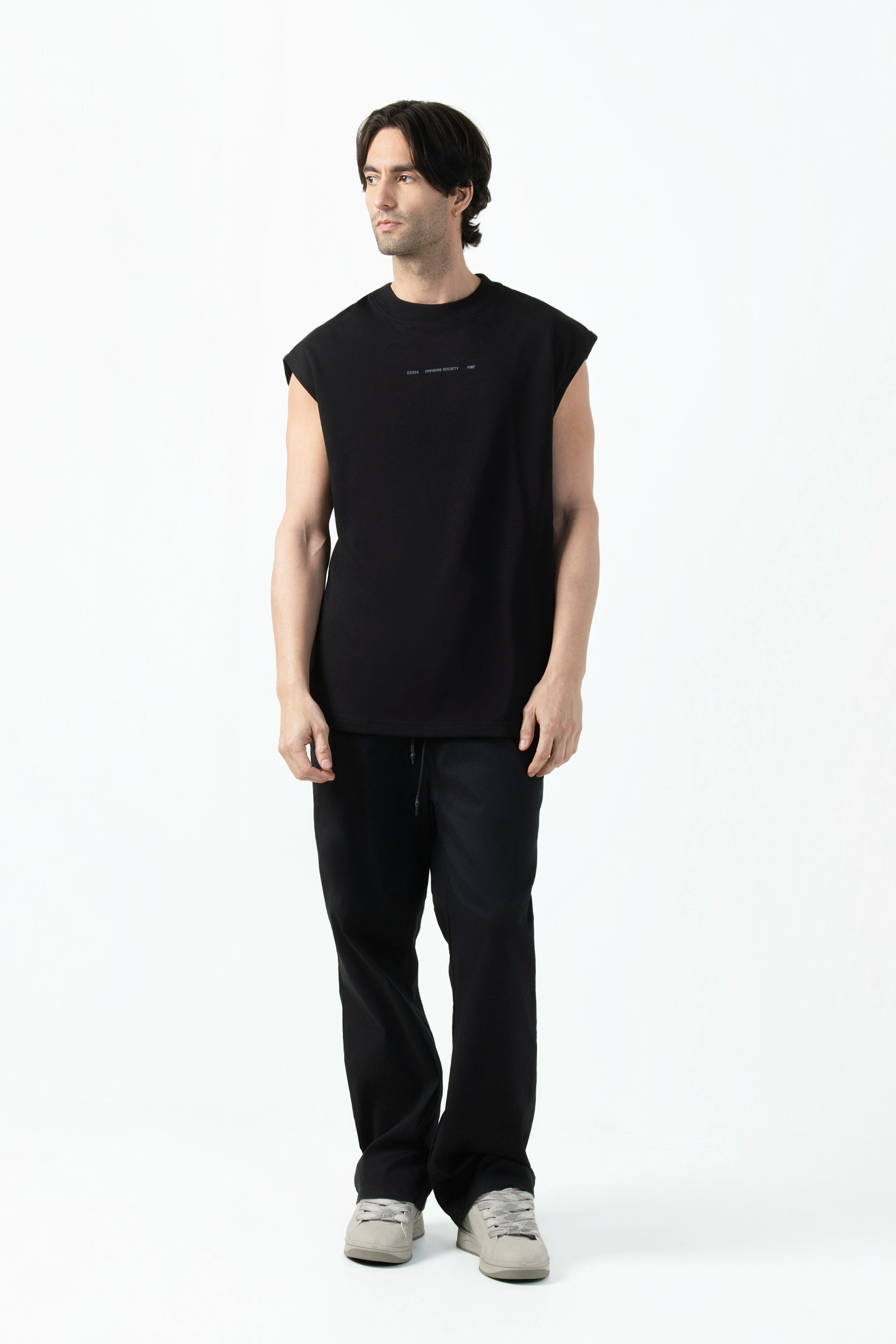 CAMISETA MANGA CORTA COLOR NEGRO