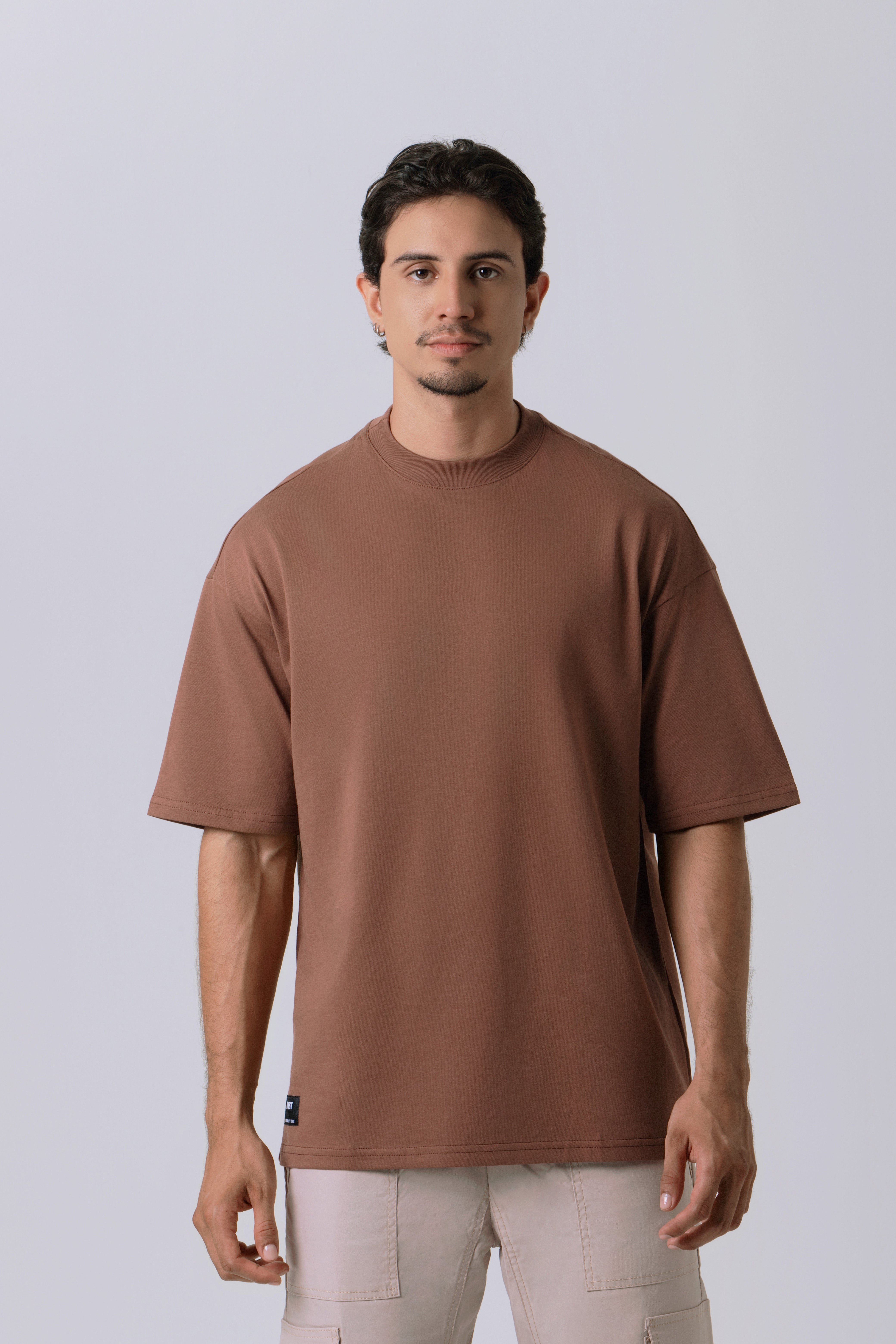 CAMISETA OVERSIZE COLOR BRUNETTE
