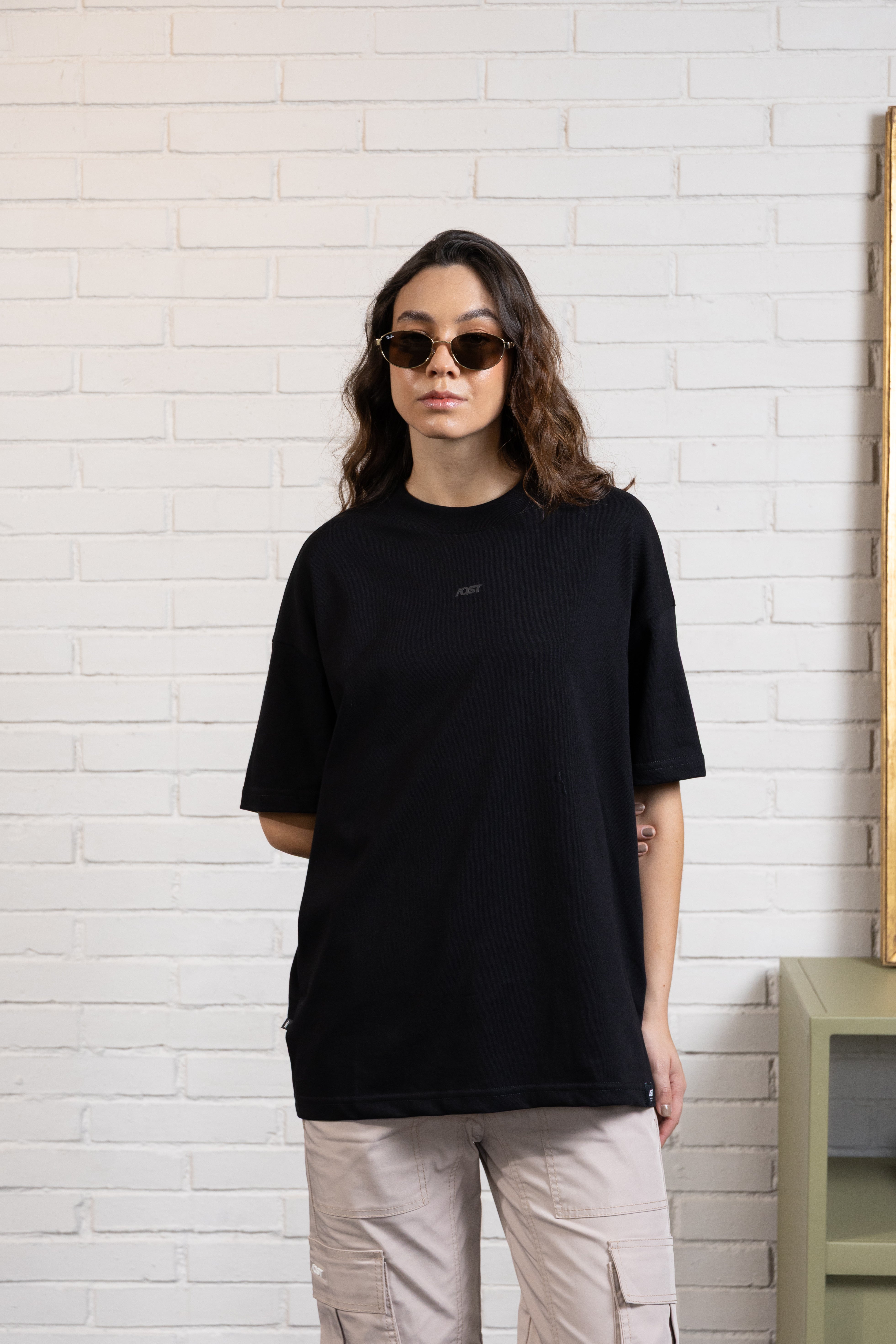 CAMISETA MANGA CORTA COLOR NEGRO