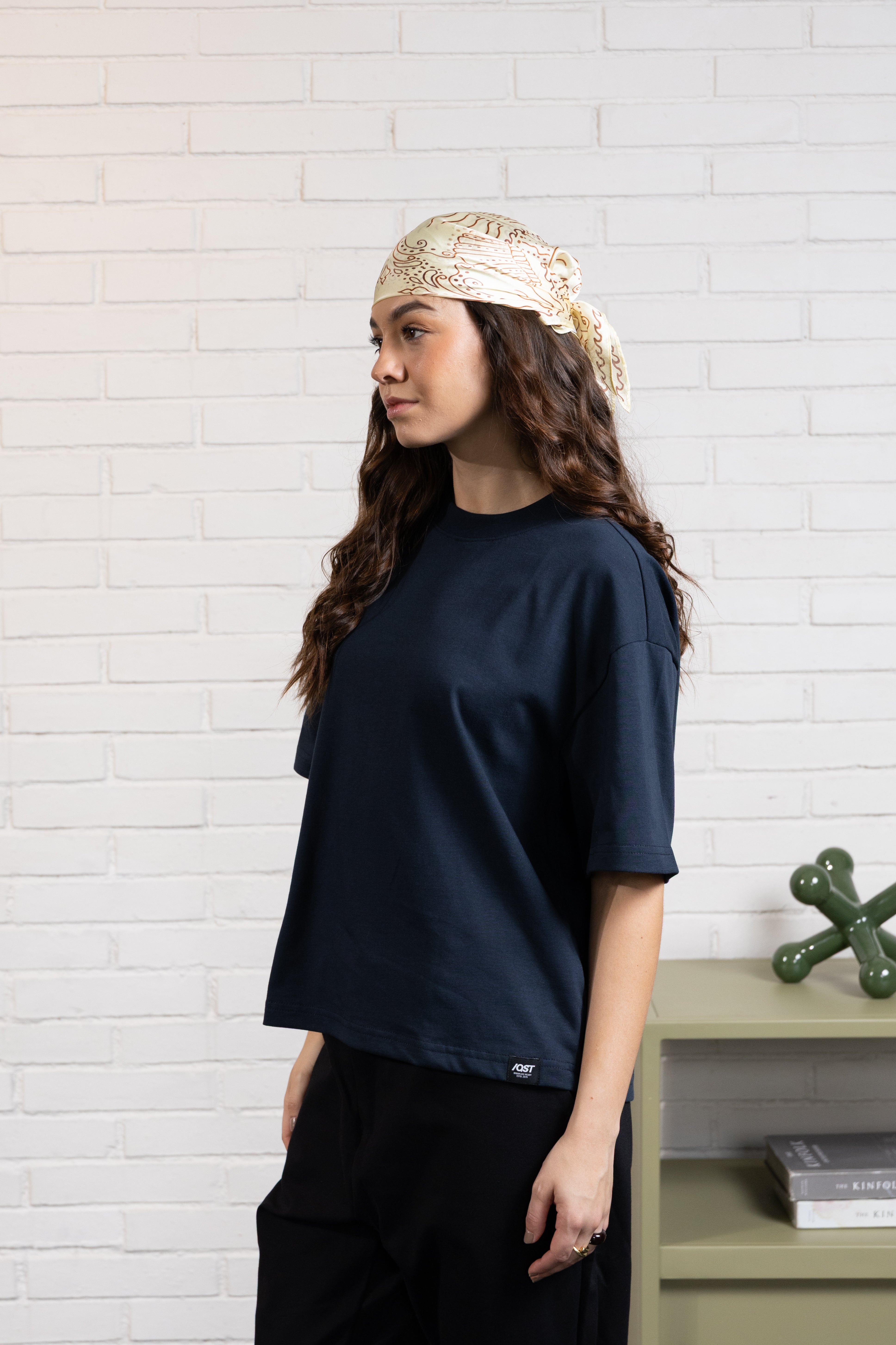 CAMISETA MANGA CORTA COLOR AZUL OSCURO