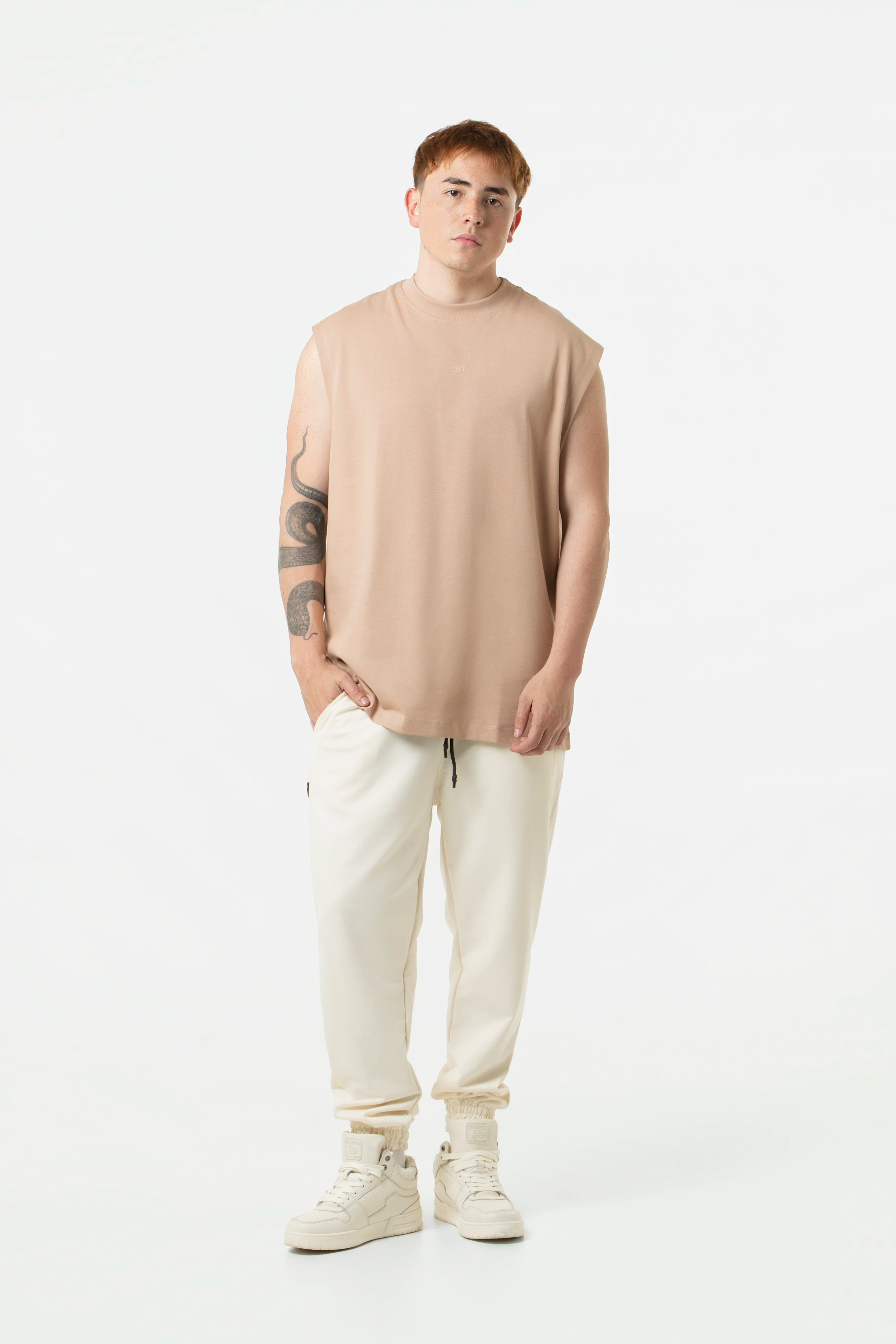 CAMISETA MANGA CORTA COLOR WARM TAUPE