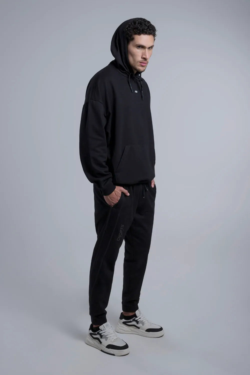 HOODIE OVERSIZE CNCPTS ESENCIAL BLACK - QST