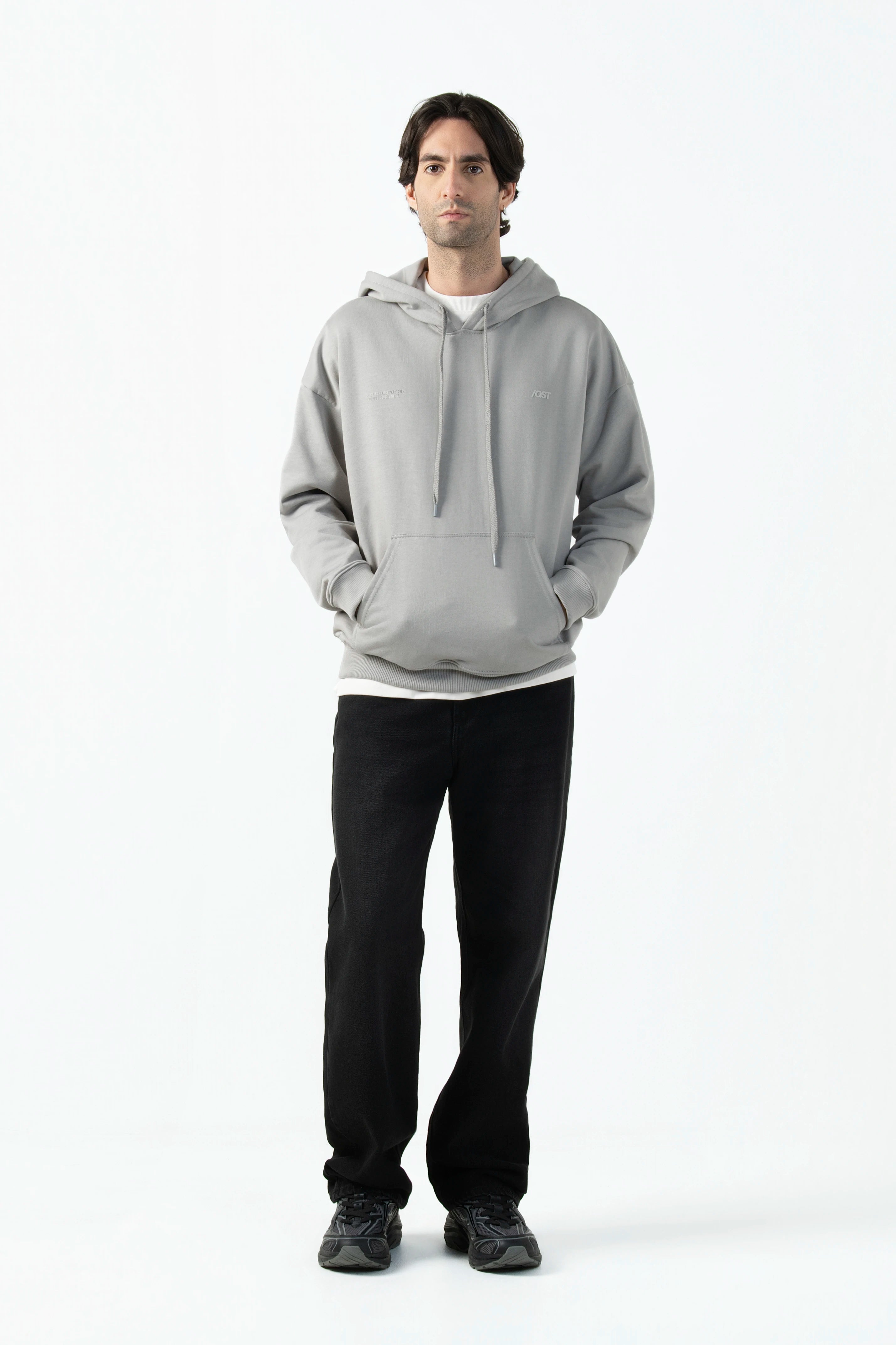 BUZO CERRADO COLOR GRIS CLR