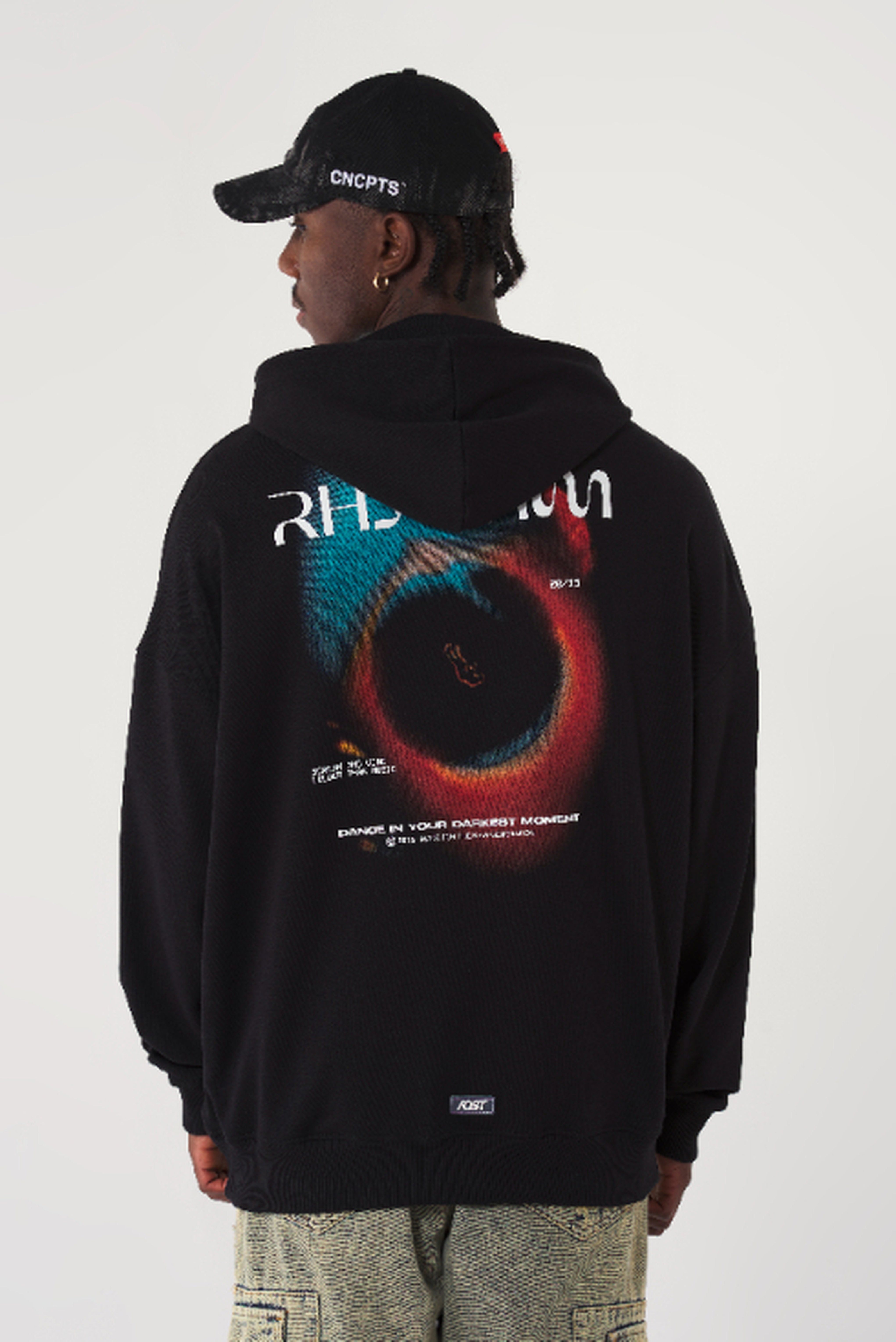 BUZO CERRADO COLOR NEGRO